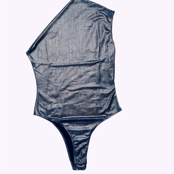 Metallic Bodysuit - Picture 3 of 3